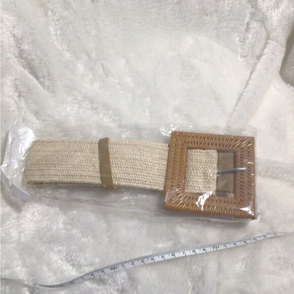 Set of two women’s boho belts in neutral colors NWT - Picture 4 of 6